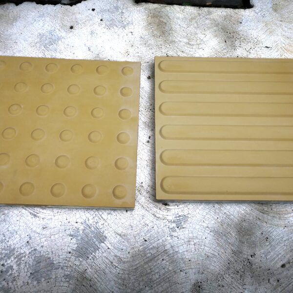 Guía podotactíl, mosaico 30x30